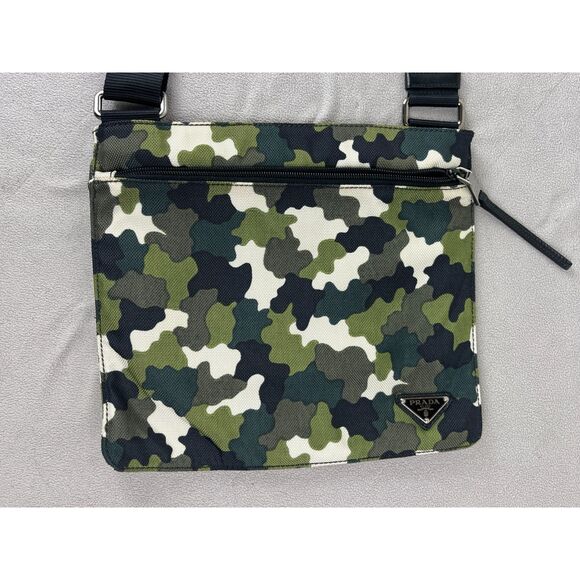 PRADA Nylon Tessuto Camoflague Messenger Crossbody Handbag - Picture 2 of 9